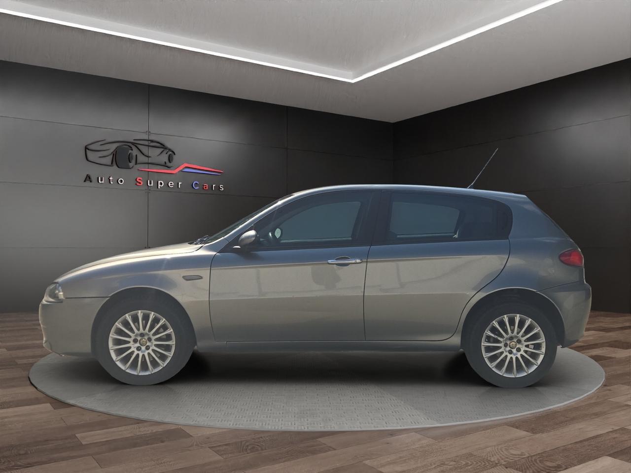 Alfa Romeo 147 - 5 Porte 5p 1.9 jtd Murphy&Nye 120cv