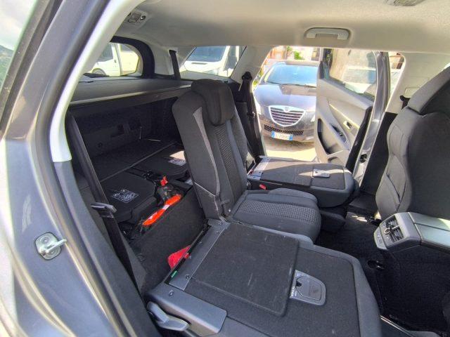 PEUGEOT 5008 BlueHDi 130 S&S Business CAMBIO AUT. 7 POSTI