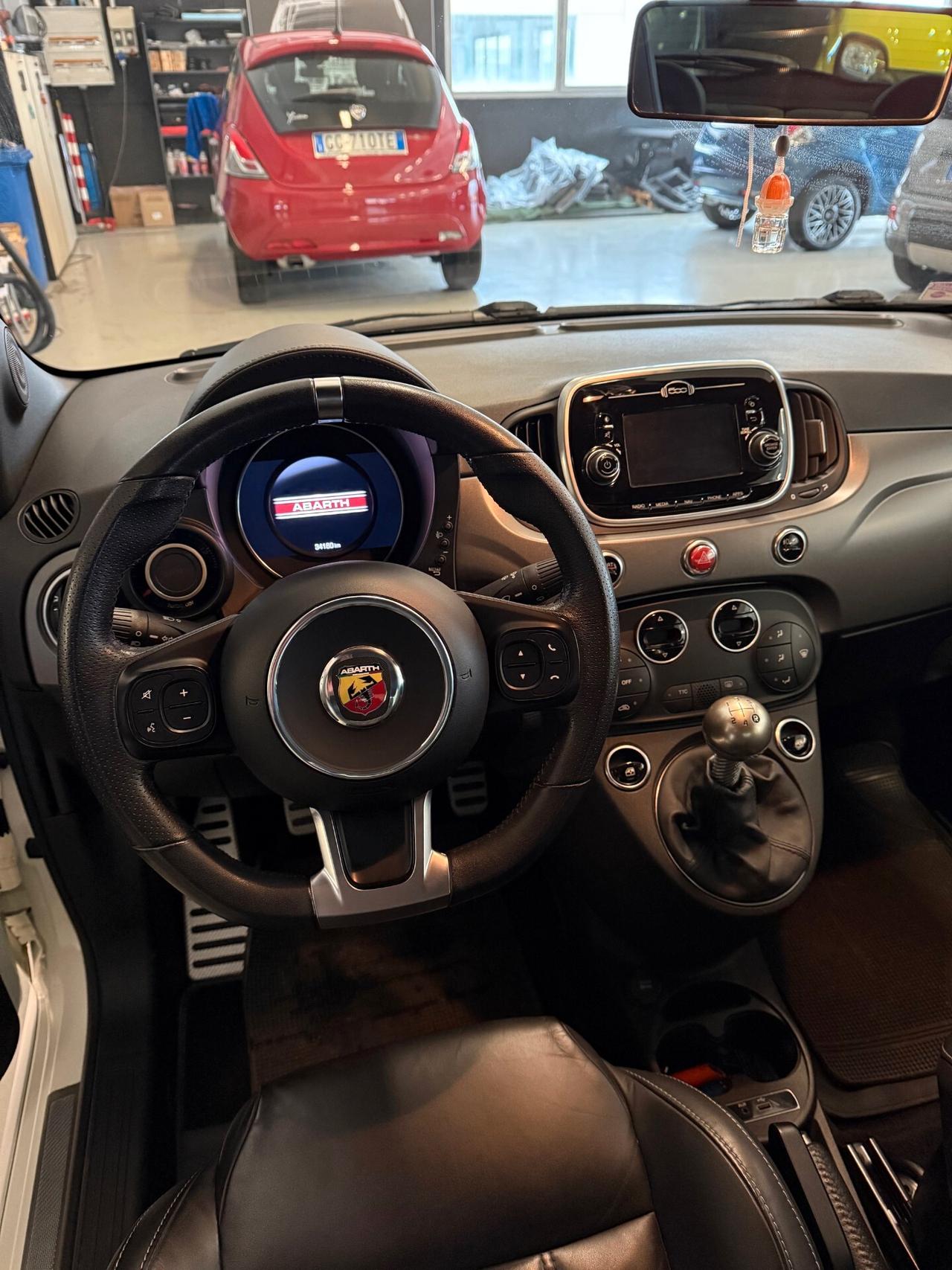 Abarth 595 1.4 Turbo T-Jet 165 CV Turismo