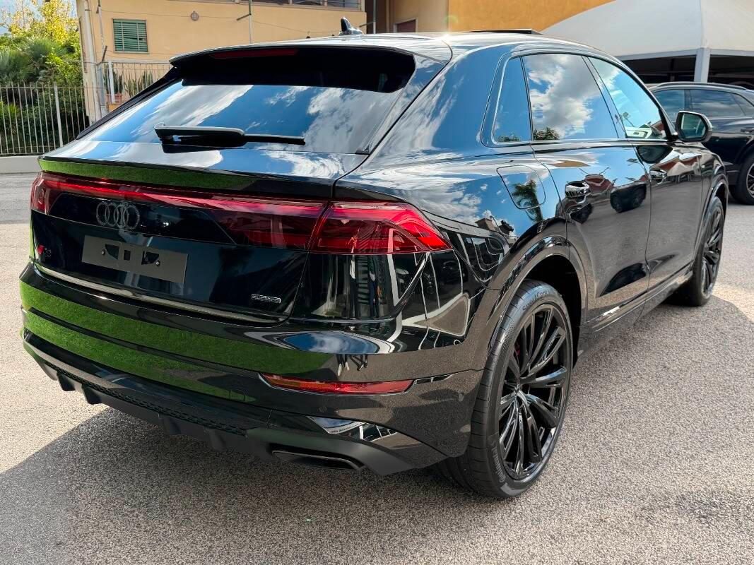 Audi Q8 3.0 tdi 286cv S line quattro Tetto Valcona Ventilati