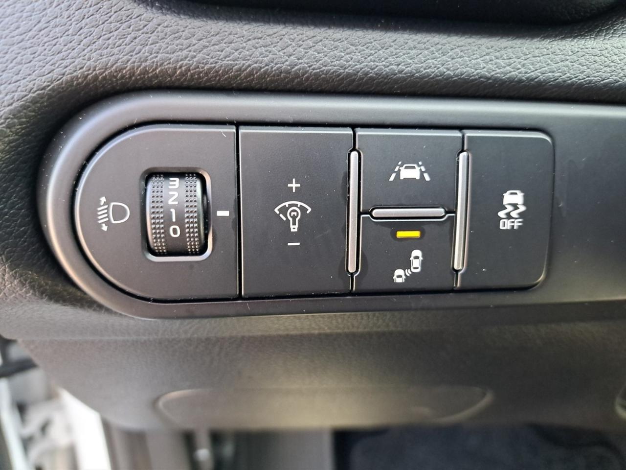 Kia Xceed 1.5 t-gdi mhev high tech adas pack plus 160cv dct