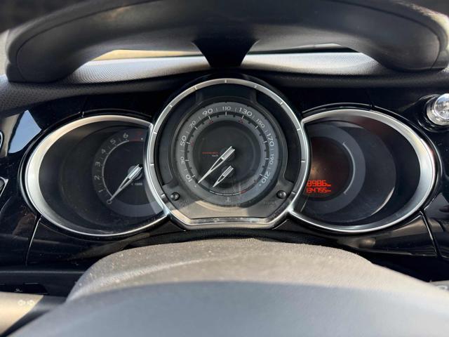 DS AUTOMOBILES DS 3 134,755km 1.4 VTi 95 Chic Stupenda Bellissima