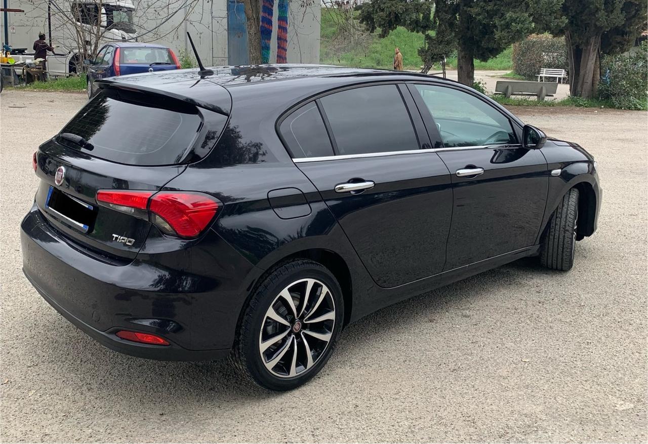 Fiat Tipo 1.6 Mjt S&S 5 porte Lounge
