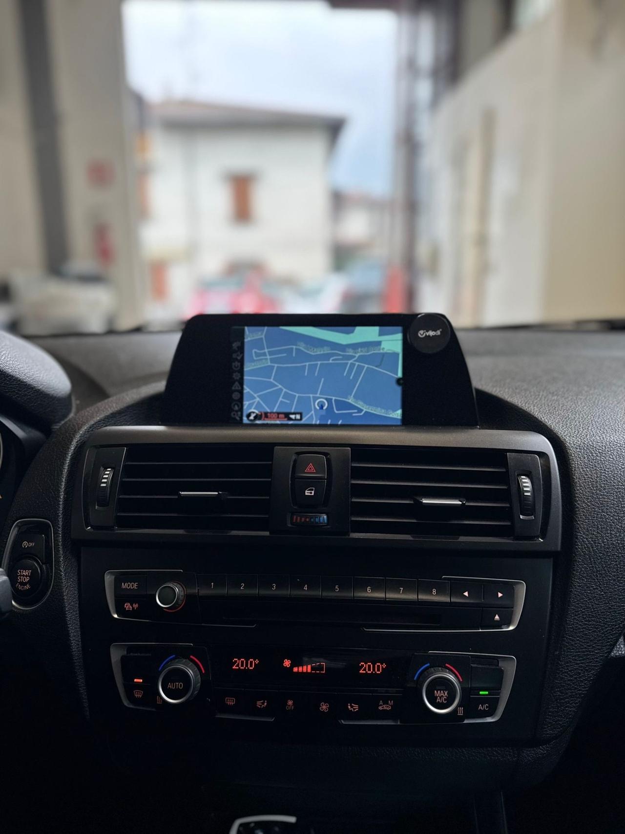 Bmw 118 116d 5p. Urban