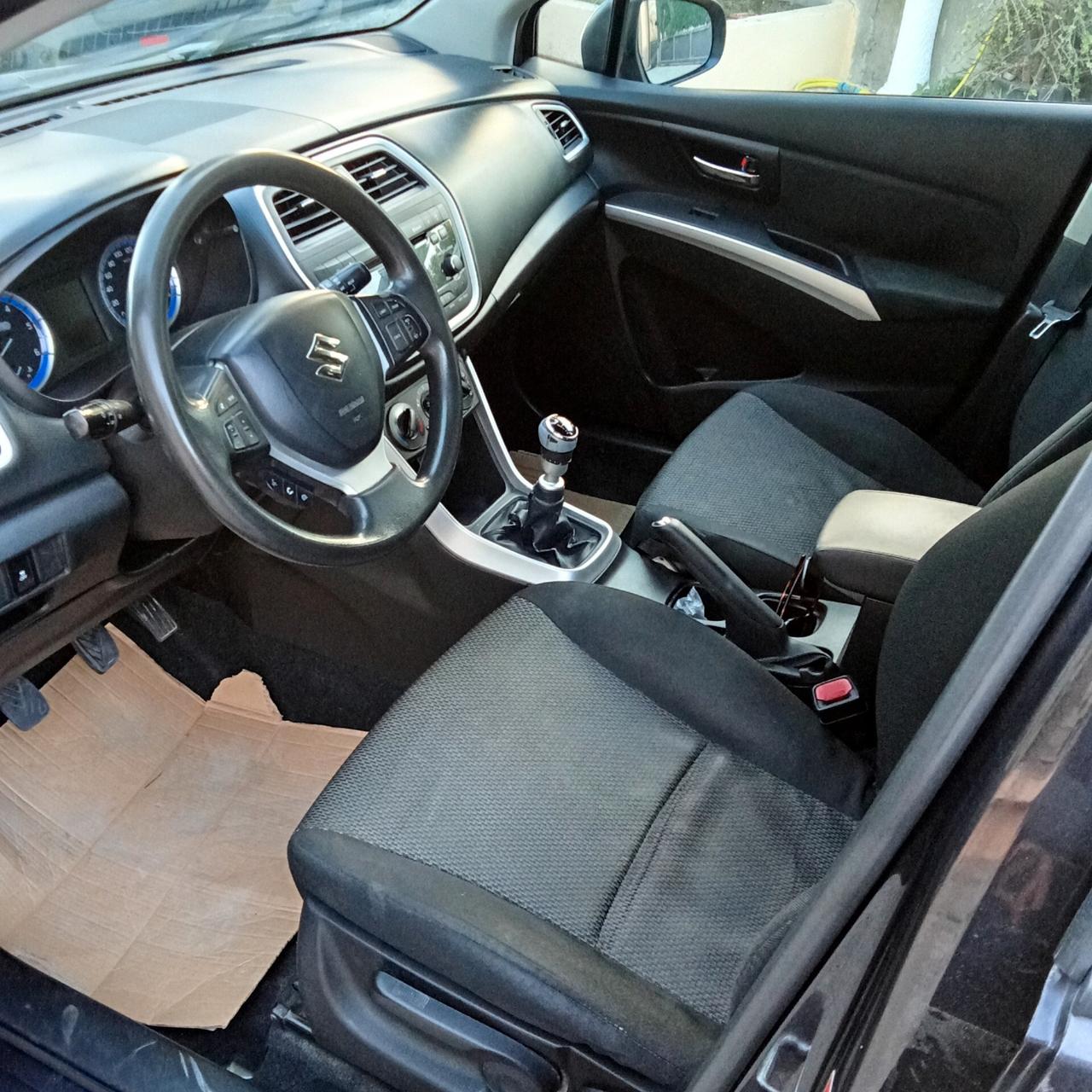 Suzuki S-Cross 1.6 DDiS Easy 014