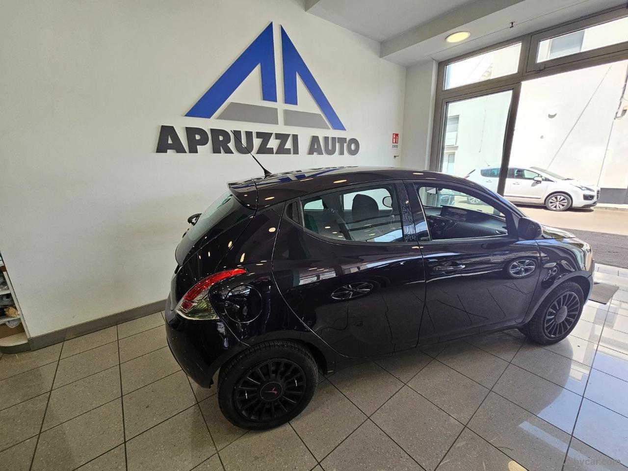 LANCIA Ypsilon 1.3 MJT 95 CV 5p. S&S Platinum