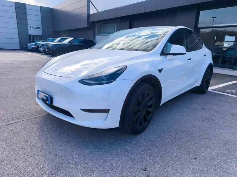 Tesla Model Y Long Range AWD