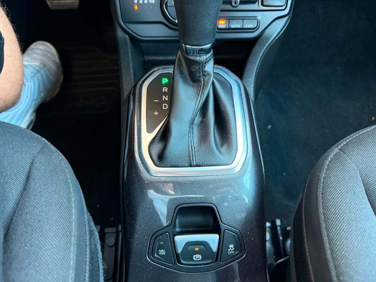Jeep Renegade 1.3 T4 190CV PHEV 4xe AT6 Business Plus