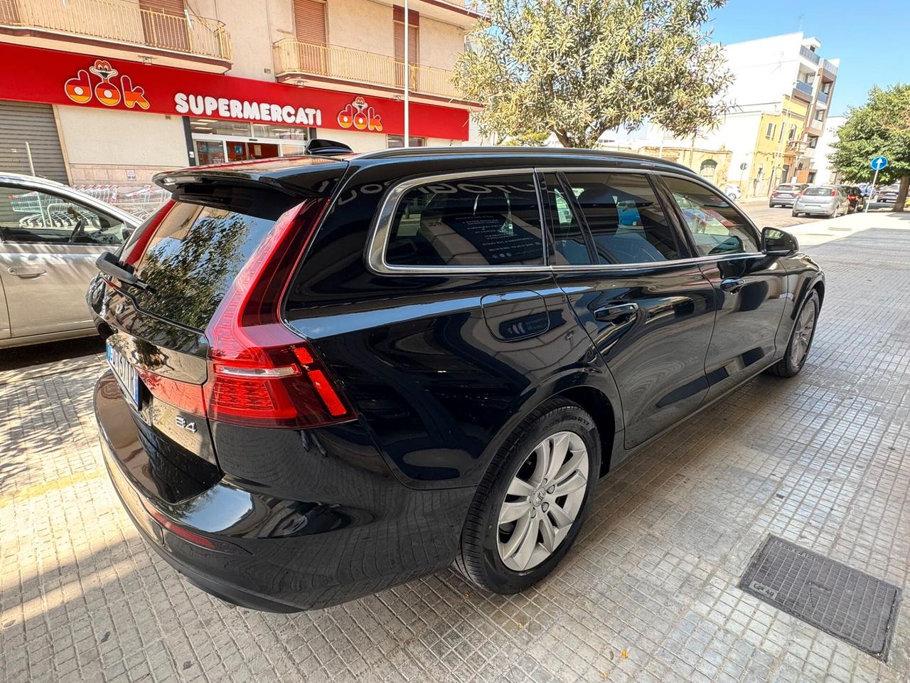 Volvo V60 B4 (d) Geartronic R-Design