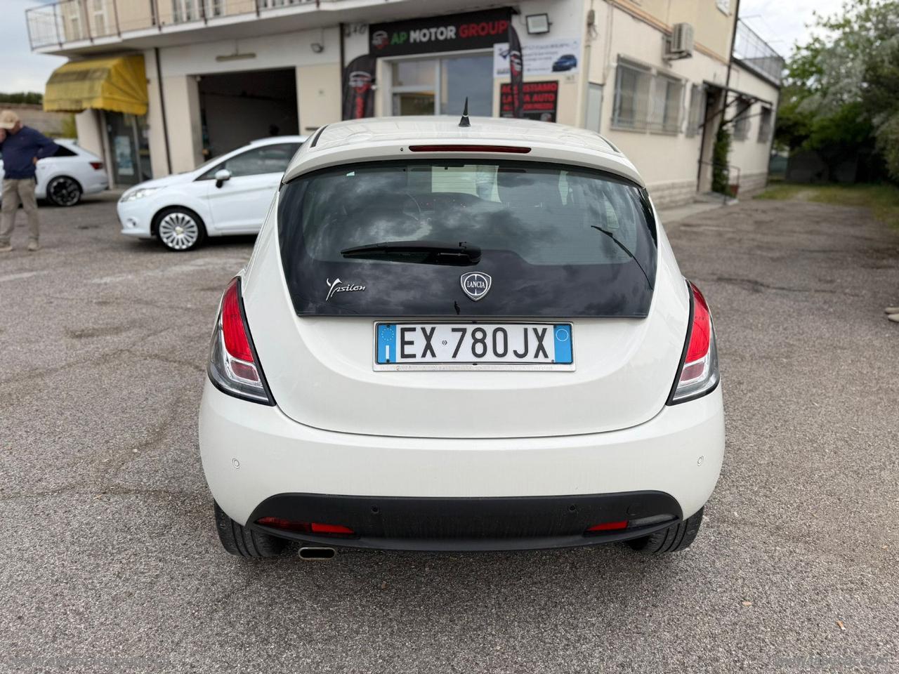 LANCIA Ypsilon 1.3 MJT 95 CV 5p. S&S Gold