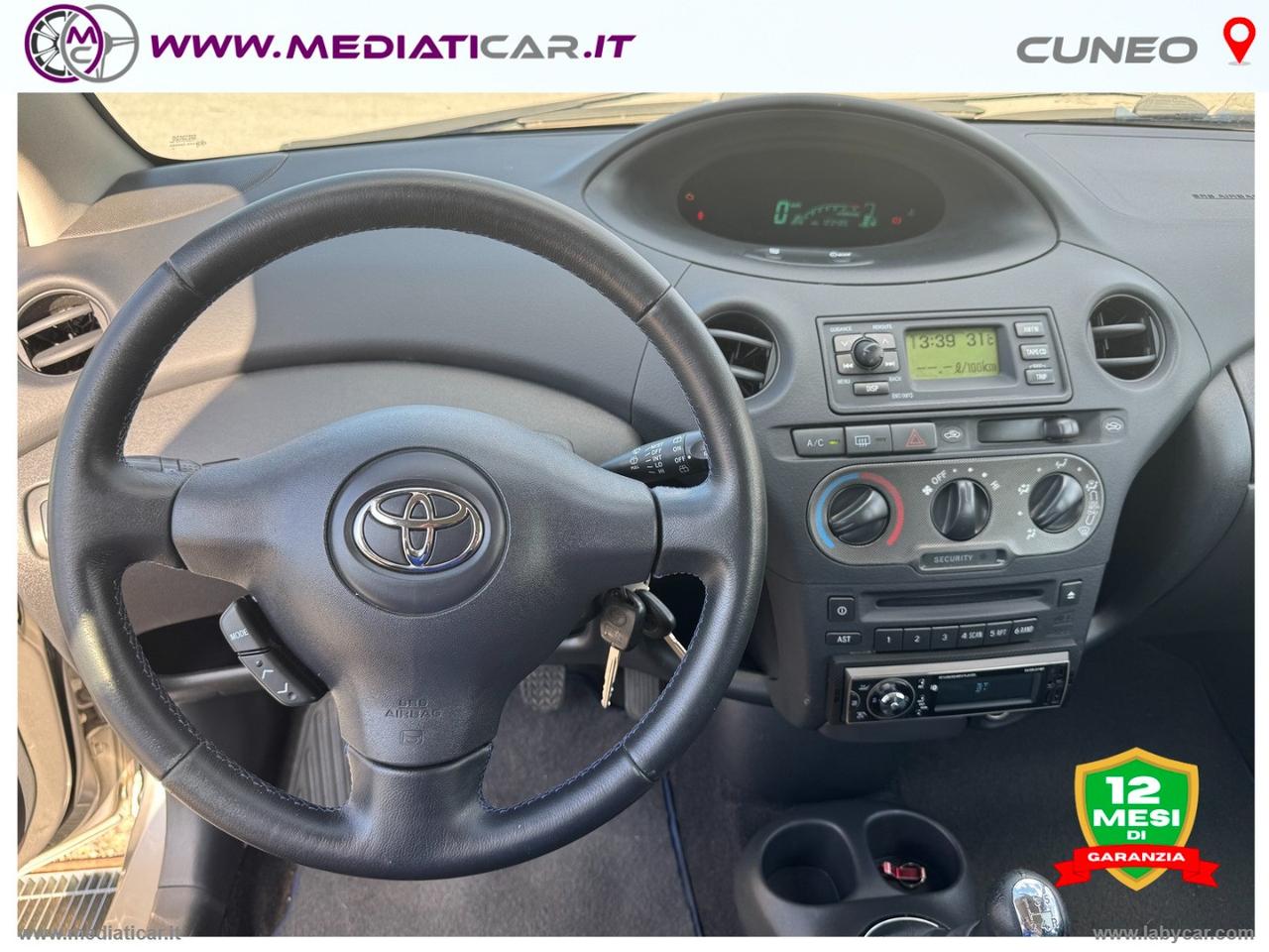 TOYOTA Yaris 1.0 16V 5p.