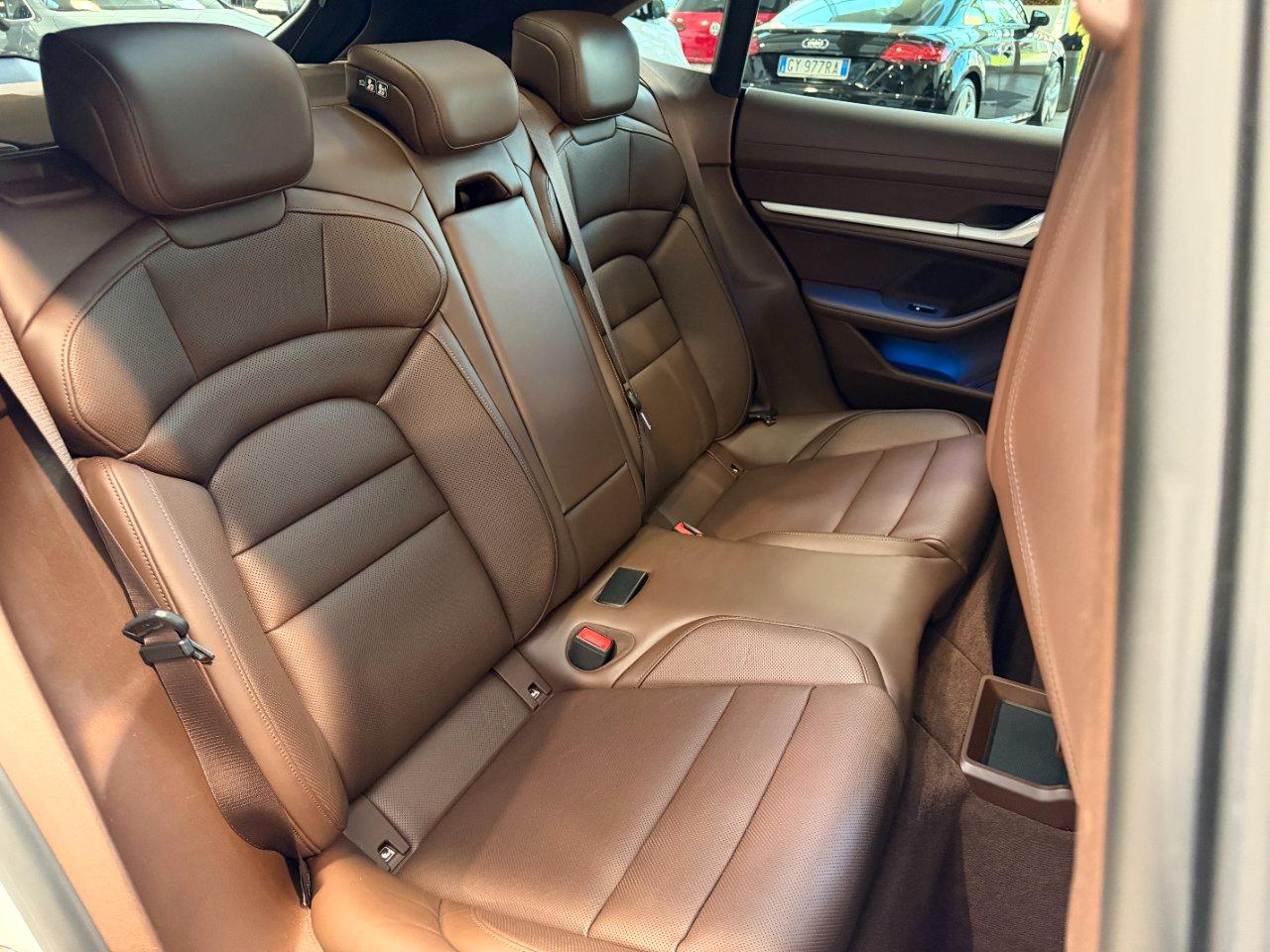 Porsche Taycan Sport Turismo 4S 5p.ti-21"-Tetto pan-Bose-Pelle totale-FULL
