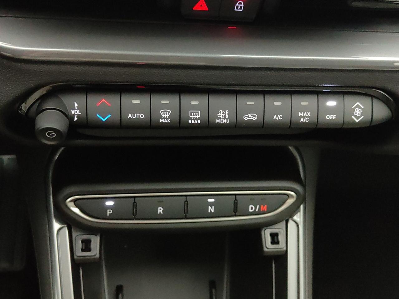 FIAT 600 IV 2023 1.2 MHEV 110CV DCT LA PRIMA