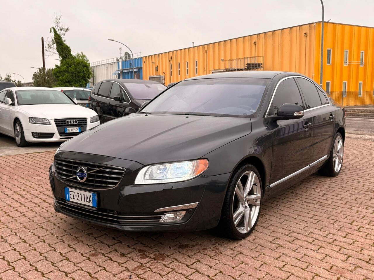 Volvo S80 2.4 D5 205 CV Geartronic Momentum