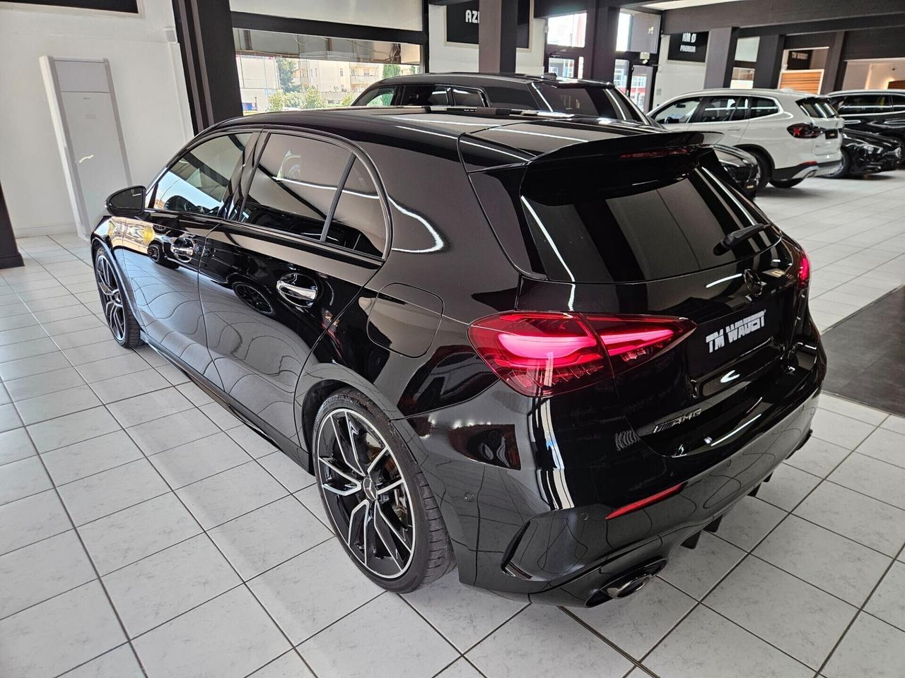 Mercedes-Benz A 35 AMG Line Premium 4matic auto