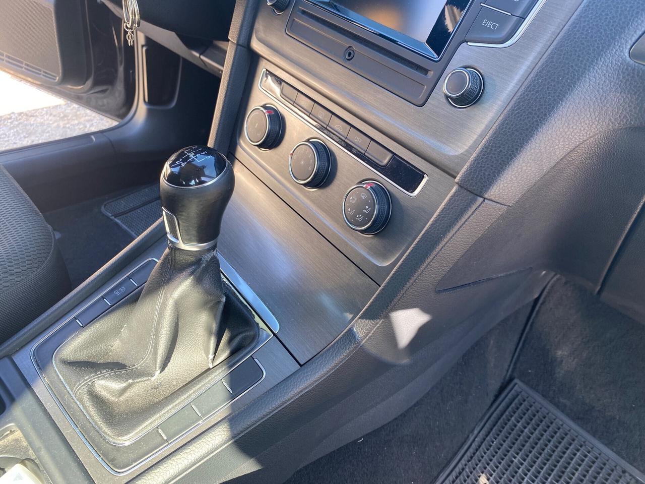 VOLKSWAGEN GOLF 1.6 DIESEL SERIE SETTE