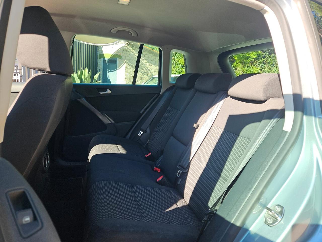 Volkswagen Tiguan 2.0 16V TDI DPF Sport & Style (18°)