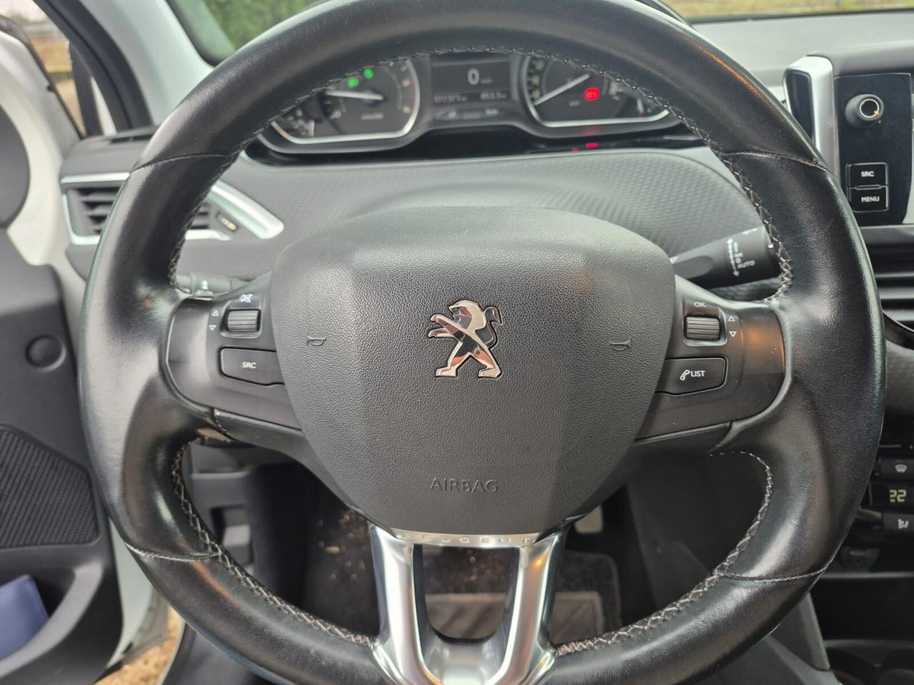 Peugeot 208 Allure UNICO PROPRIETARIO