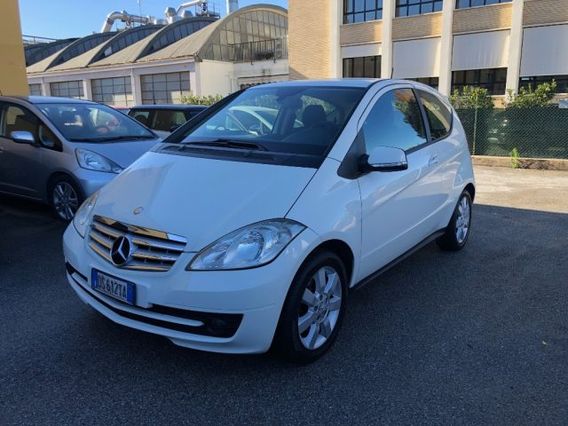 MERCEDES-BENZ A 170 Coupé Elegance