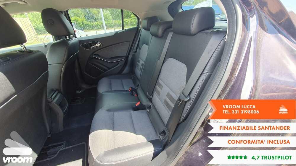 MERCEDES GLA (X156) GLA 180 d Automati...
