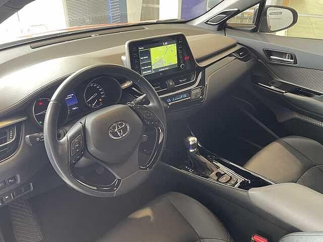 Toyota C-HR 2.0 Hybrid E-CVT Lounge