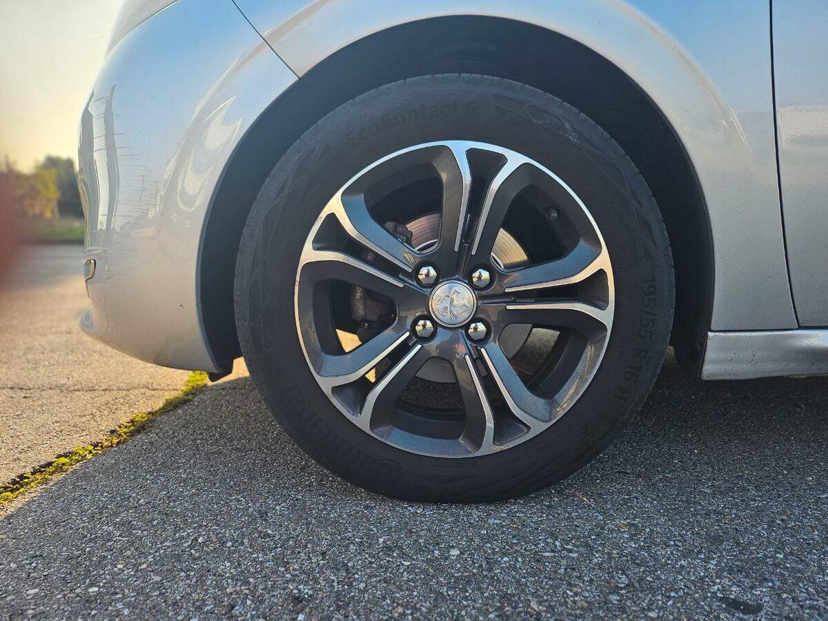 Peugeot 208 1.2 PT (vti) 12v Active 3p