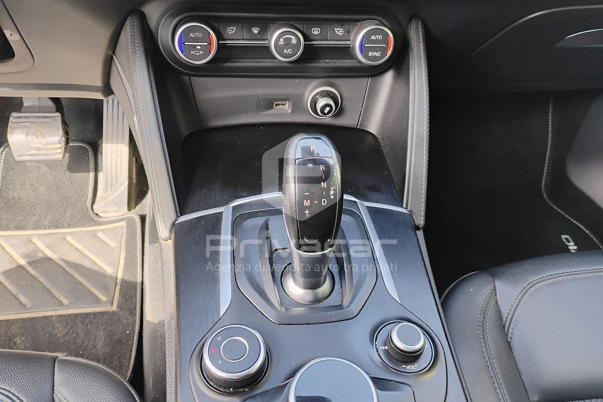 ALFA ROMEO Stelvio 2.2 Turbodiesel 190 CV AT8 RWD Executive
