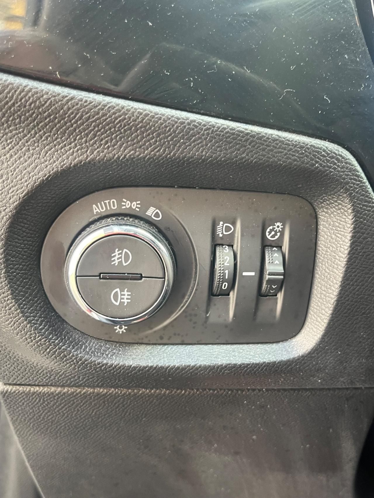 Opel Corsa 1.2 100 CV Elegance