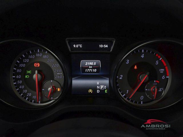 MERCEDES-BENZ GLA 220 CDI 4MATIC 220 CDI Automatic 4Matic Premium - PER