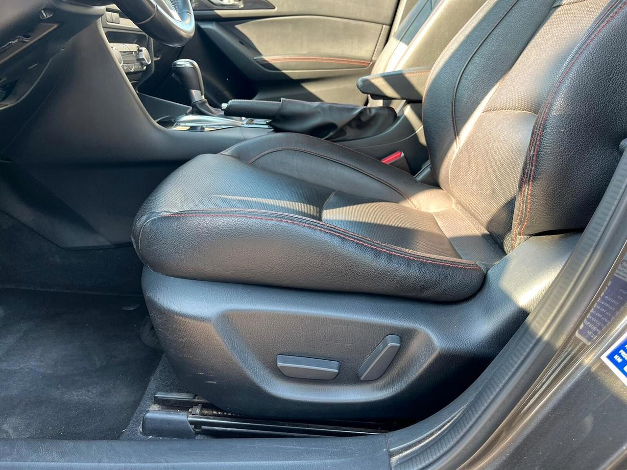 Mazda 3 Mazda3 2.2 Skyactiv-D Evolve
