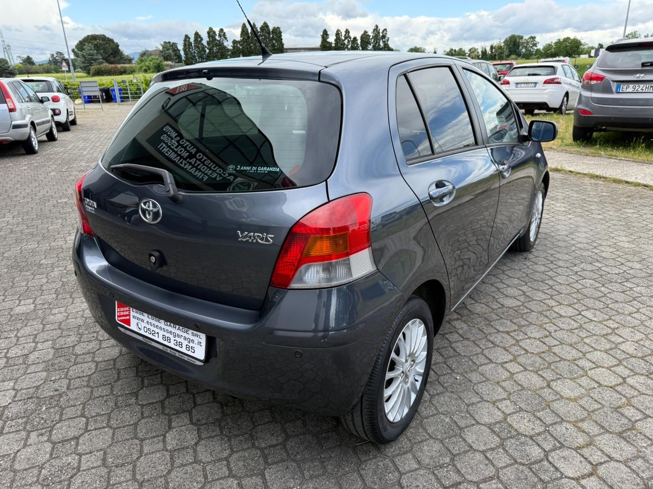 Toyota Yaris 1.3b. - 5p. |75000 KM!|NEOPATENTATI