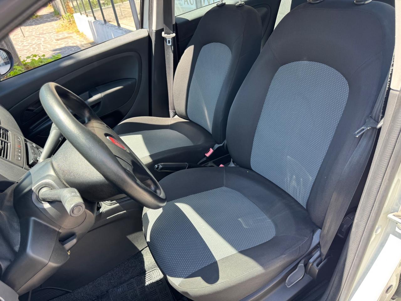 Fiat Grande Punto 1.4 5 porte Actual Natural Power (SOLO PER NOLEGGIO)