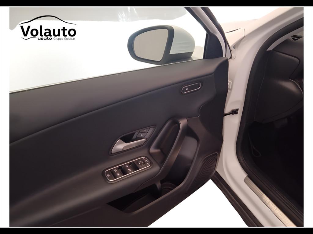 Mercedes-Benz Classe A - W177 2023 - A 180 d Advanced auto