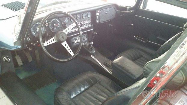 Italiana targa Milano