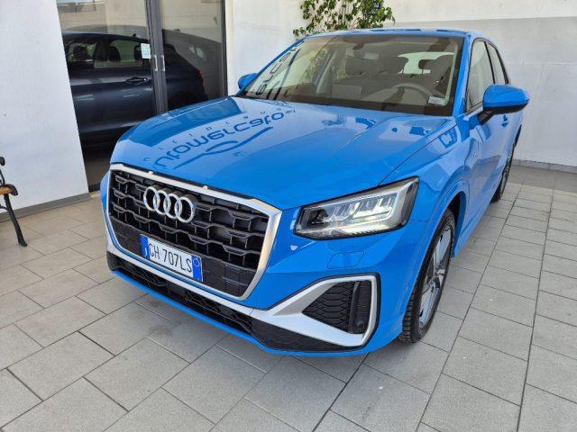 AUDI Q2 30 TDI S line Edition