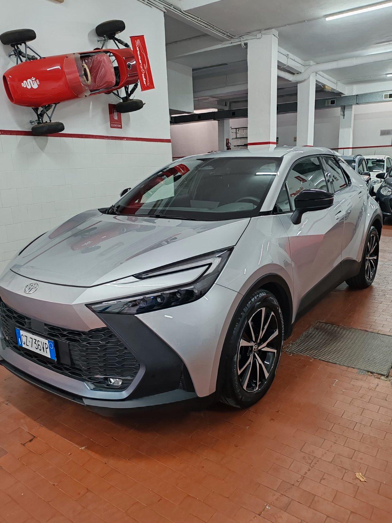 Toyota C-HR 1.8 hev Trend fwd e-cvt