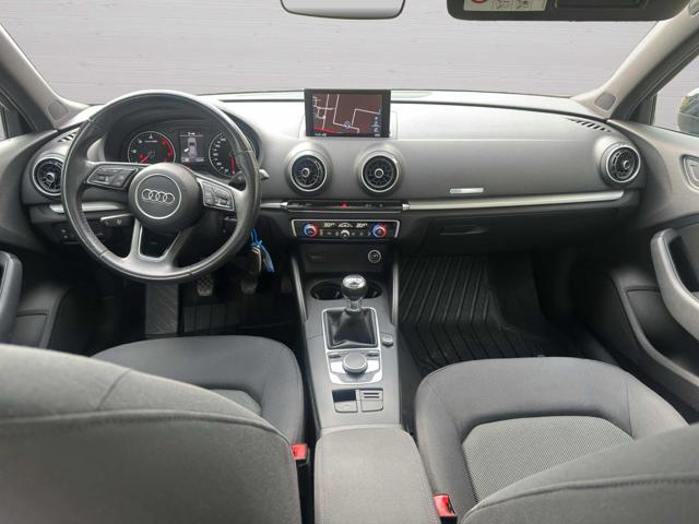 AUDI A3 SPB 1.6 TDI 116 CV Business | Tetto