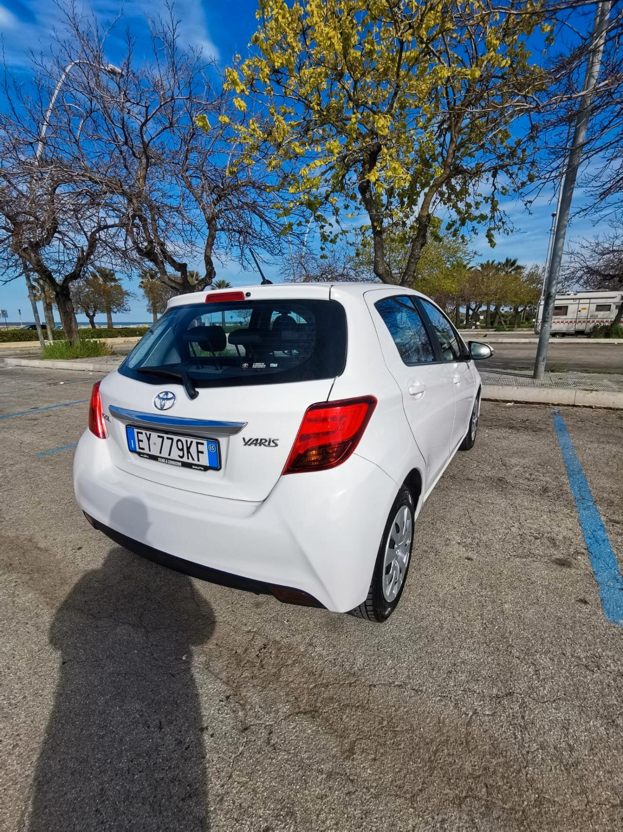 Toyota Yaris 1.0 5 porte Active - 2015