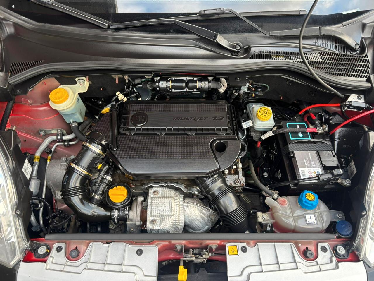 Fiat Fiorino 1.3 MJT ADVENTURE 95CV