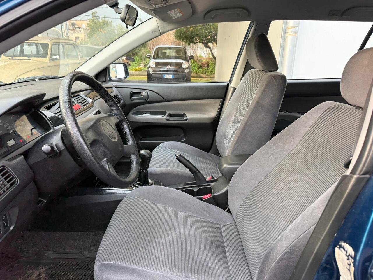 Mitsubishi Lancer 1.6 Benz. S.W. Comfort