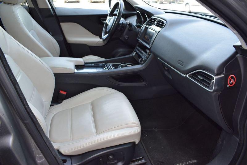 Jaguar F-Pace 2.0 D 180 CV AWD aut. Prestige PER OPERATORI DEL SETTORE
