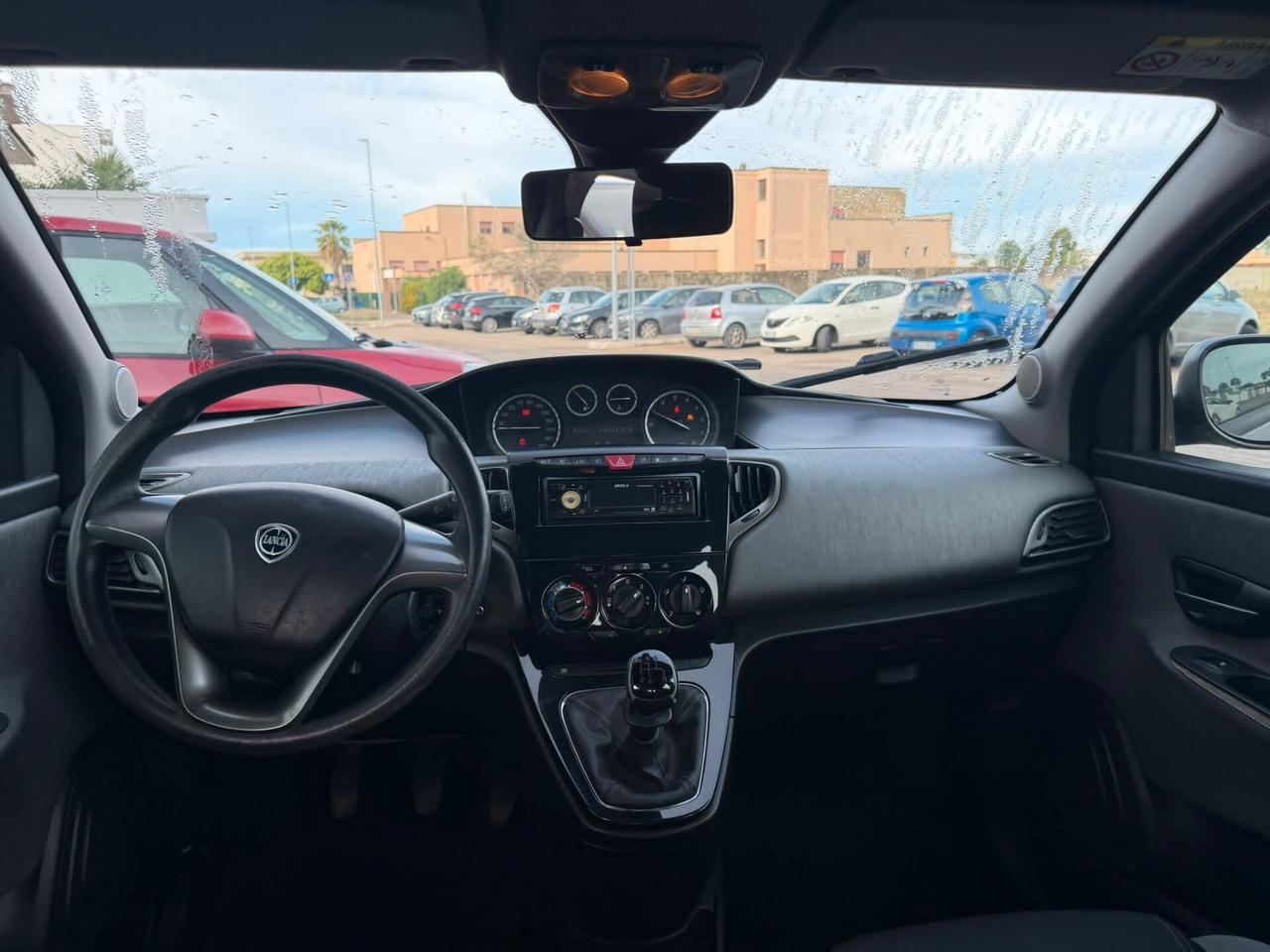 Lancia Ypsilon 1.2 69 CV 5 porte metano Ecochic Gold