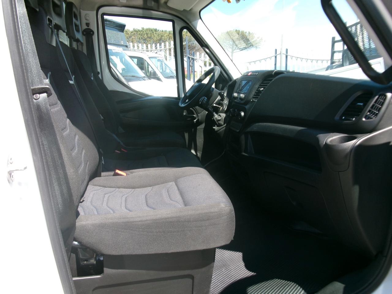 Iveco Daily 35C14 2.3 140CV E6D BOX+PEDANA PASSO 3450 7 PEDANE