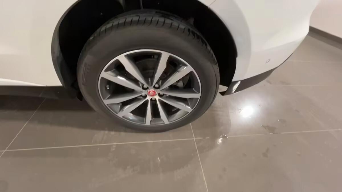 Jaguar F-Pace 2.0 D 163 CV AWD aut. SE