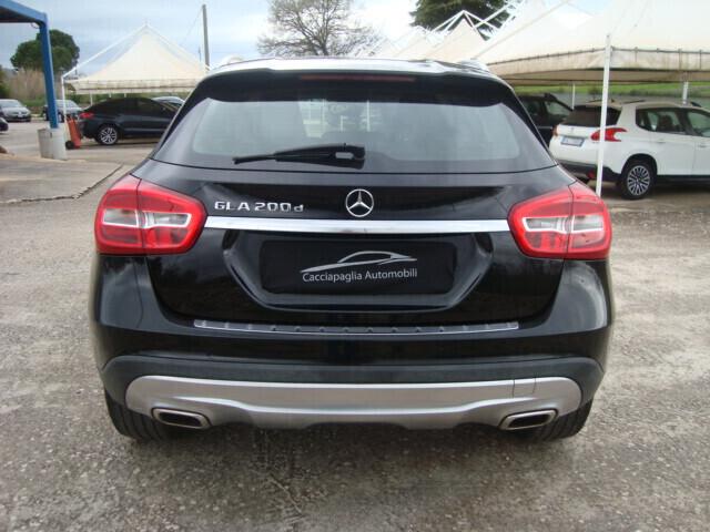 Mercedes-benz GLA 200 d Automatic Sport