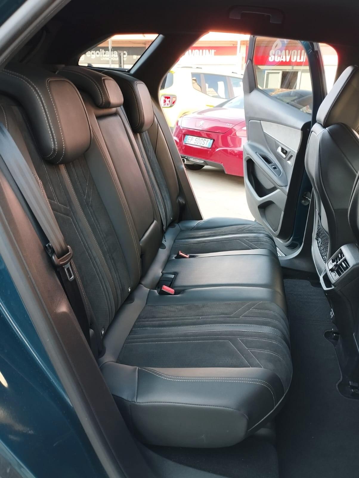 Peugeot 3008 BlueHDi 130 S&S EAT8 GT Pack