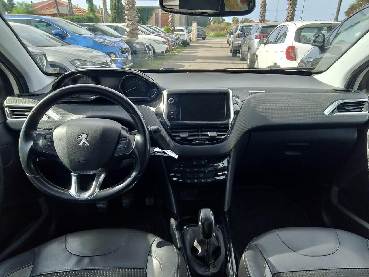 Peugeot 2008 BlueHDi 100 Allure
