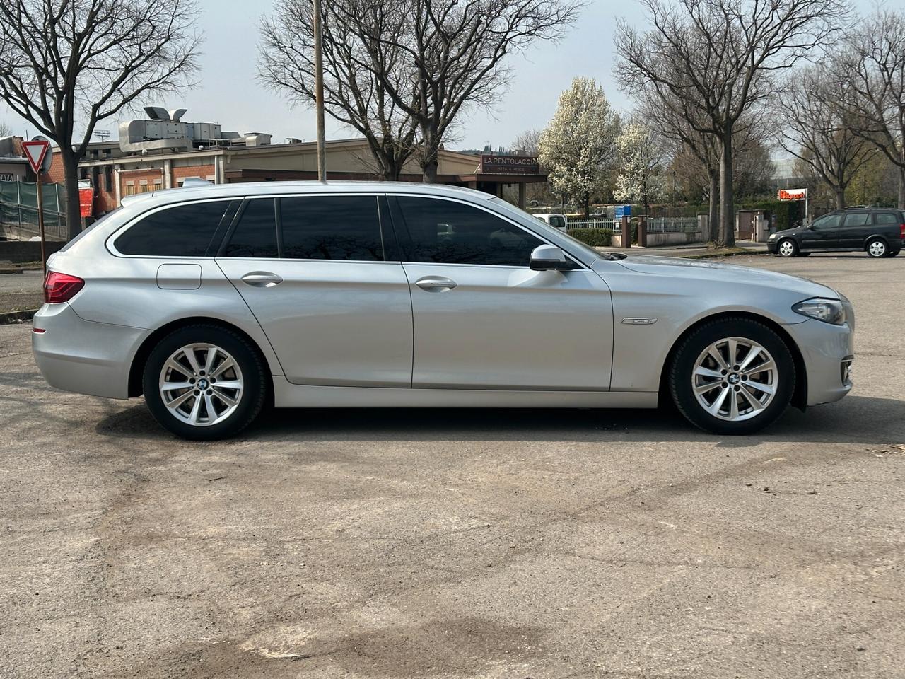 Bmw 520 520d xDrive Touring Luxury