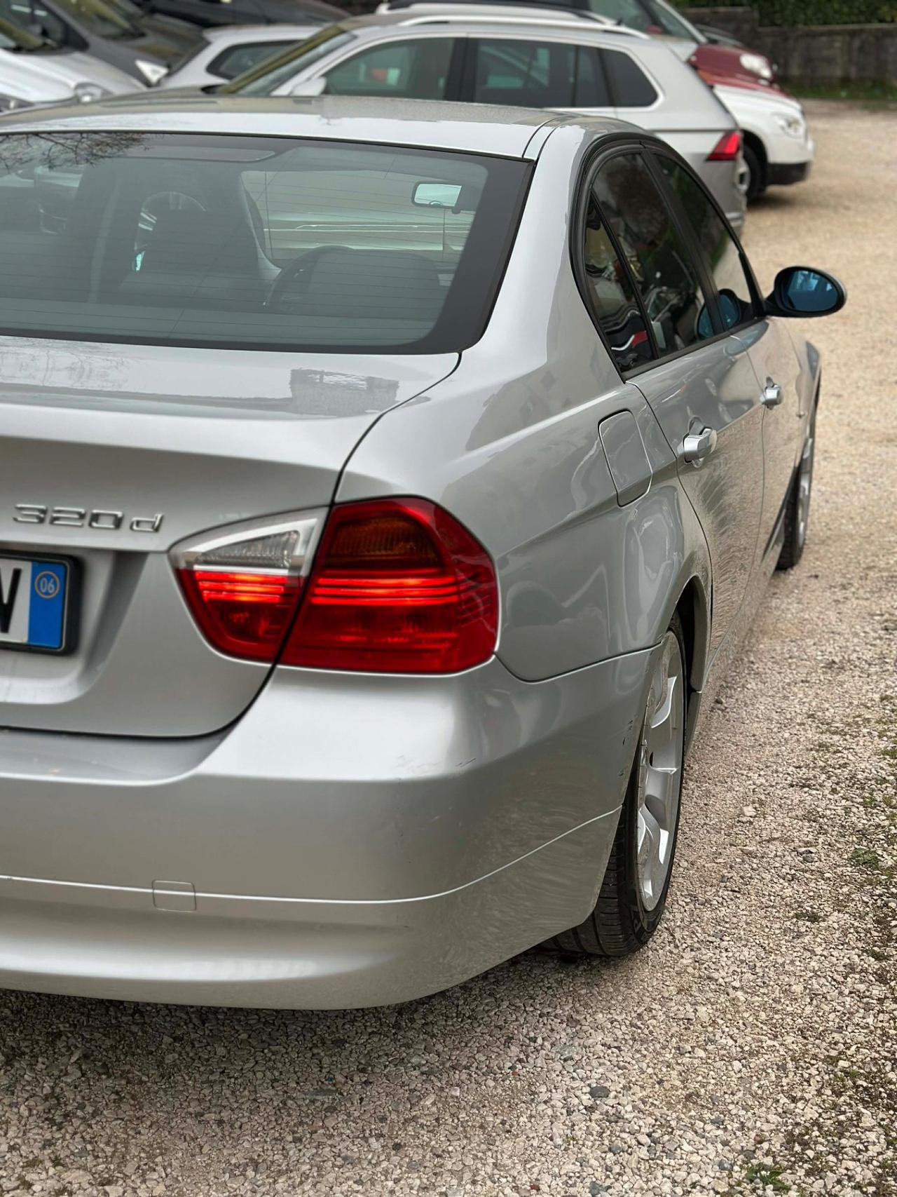 Bmw 320d FUTURA KMCERT GARANZ UNICOPR