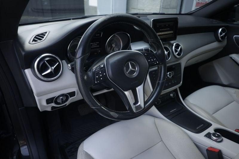 Mercedes-Benz CLA Mercedes-Benz CLA 220 CDI Automatic Executive ANNO 2013